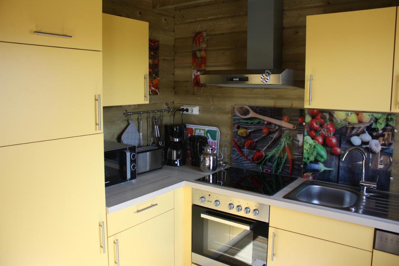 Villa Emilia - Gemuetliches Kinderfreundliches Blockhaus Mit Umzaeuntem Garten ซินท์ อันนาลอนด์ ภายนอก รูปภาพ